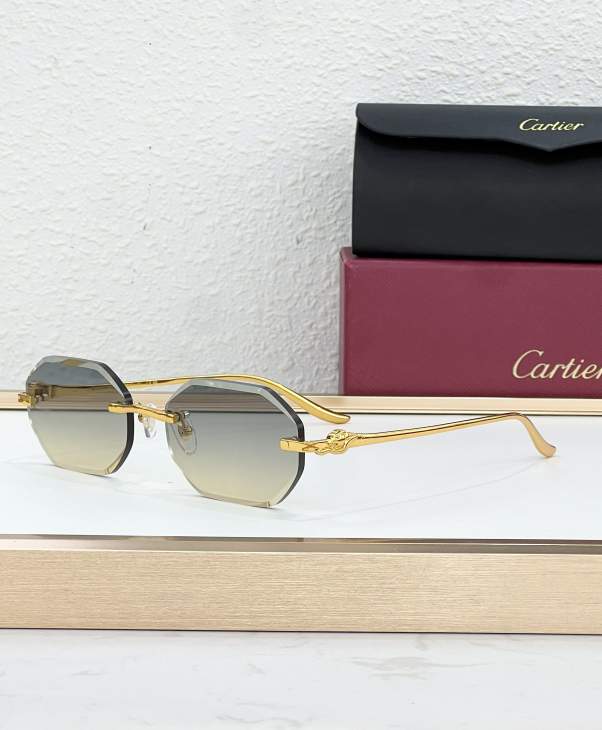 Picture of Cartier Sunglasses _SKUfw79280698fw